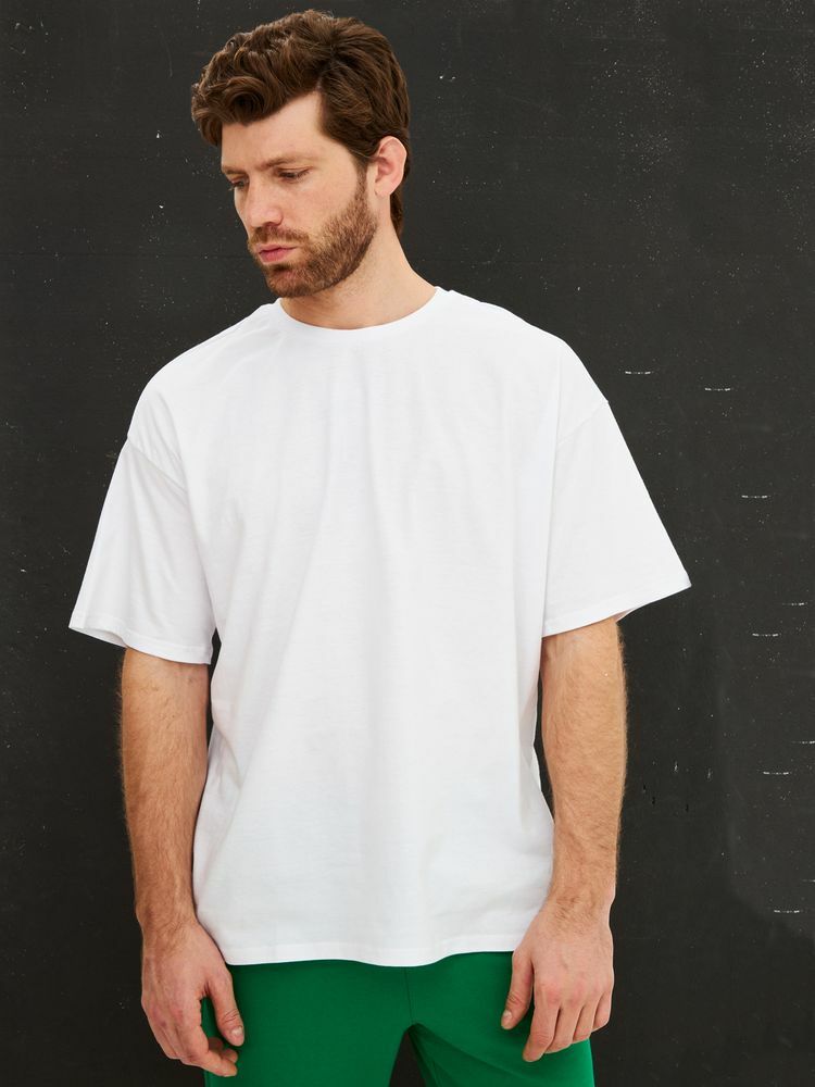 25559.60&nbsp;560&nbsp;Футболка Oversize Premium, белая&nbsp;287045