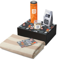 210132.08&nbsp;3887.95&nbsp;Подарочный набор «Re:y. Warm» с пледом, термосом и чаем&nbsp;278994