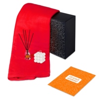 210128.01&nbsp;1818.92&nbsp;Подарочный набор с пледом, свечой и диффузором, красный&nbsp;278919