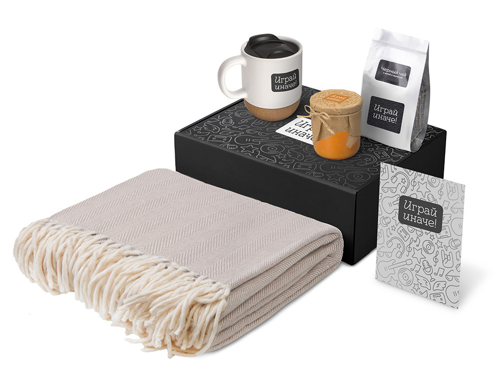 210131.06&nbsp;4236.79&nbsp;Подарочный набор «Re:y. Nest» с пледом, кружкой и вареньем&nbsp;278986