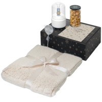 210108.14&nbsp;4383.25&nbsp;Подарочный набор с пледом, увлажнителем и попкорном, бежевый&nbsp;277668