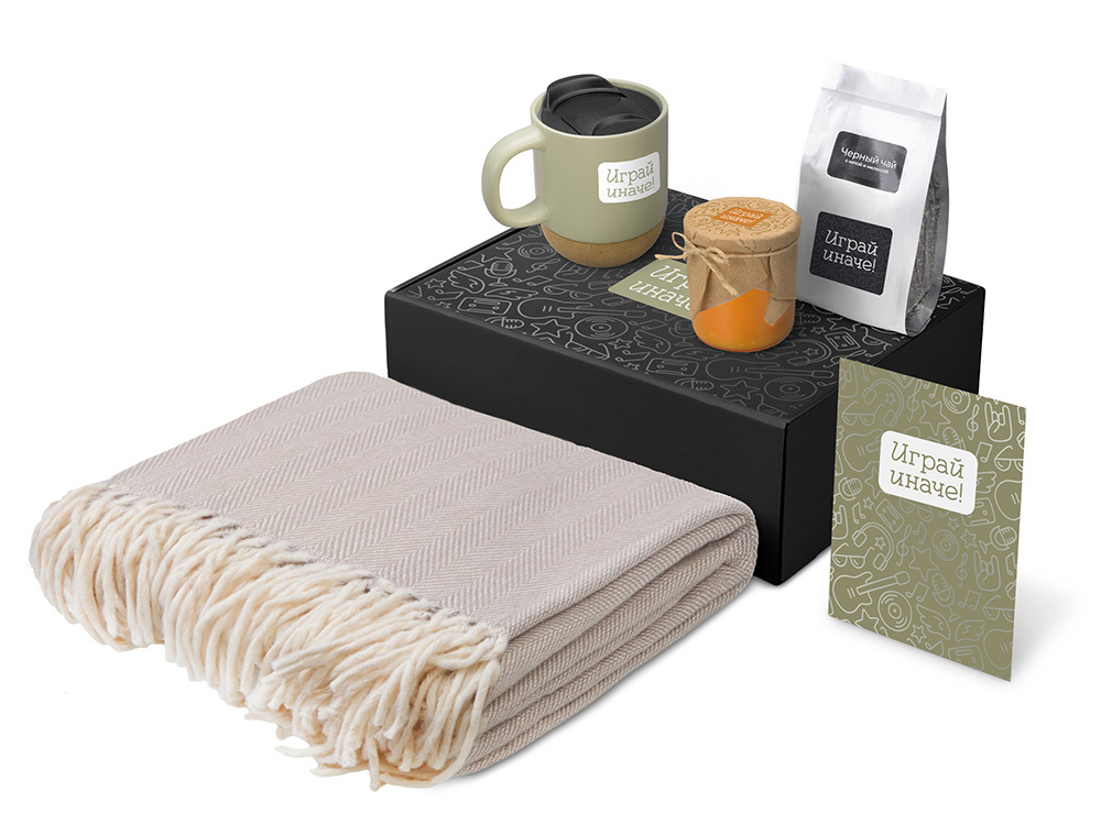 210131.13&nbsp;4236.79&nbsp;Подарочный набор «Re:y. Nest» с пледом, кружкой и вареньем&nbsp;278987