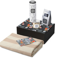 210132.06&nbsp;3887.95&nbsp;Подарочный набор «Re:y. Warm» с пледом, термосом и чаем&nbsp;278991