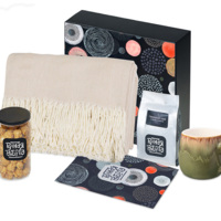 210126.13&nbsp;3396.39&nbsp;Подарочный набор «Re:y. Haven»  с пледом, кружкой и чаем&nbsp;278969